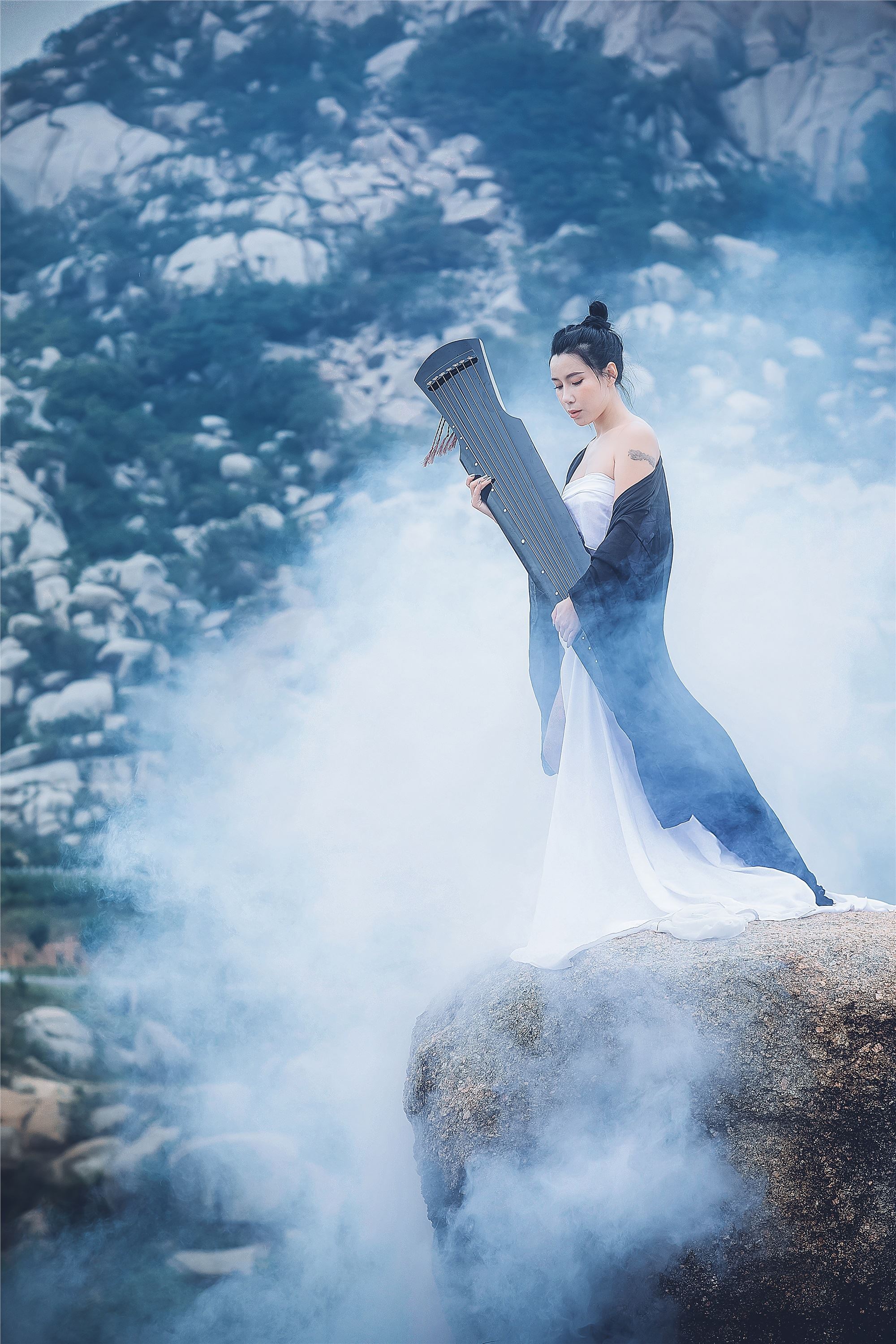 YITUYU 艺图语 2021.08.11 水墨丹青 田依依